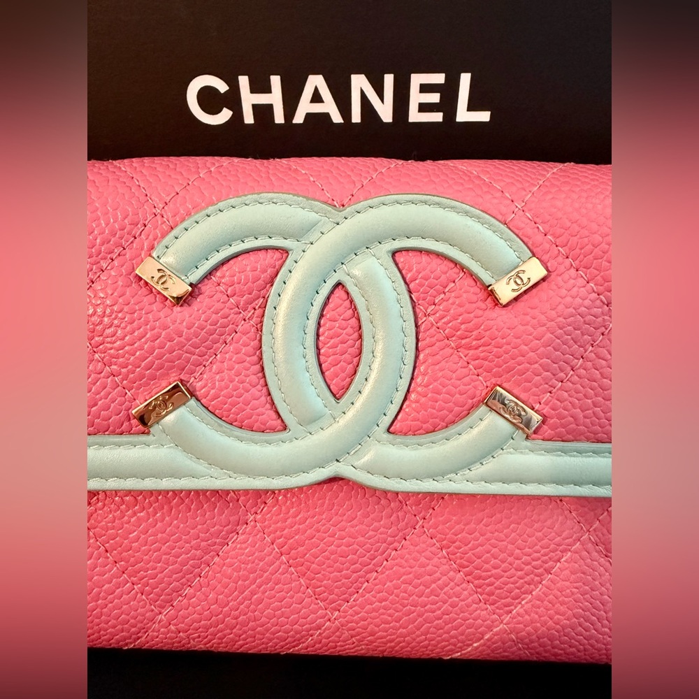 Chanel Pink and Mint Quilted caviar long Wallet full inclusion with COA! - Picture 2 of 12